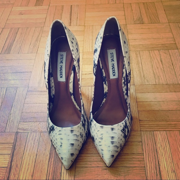 Steve Madden Shoes - Steve Madden high heels
